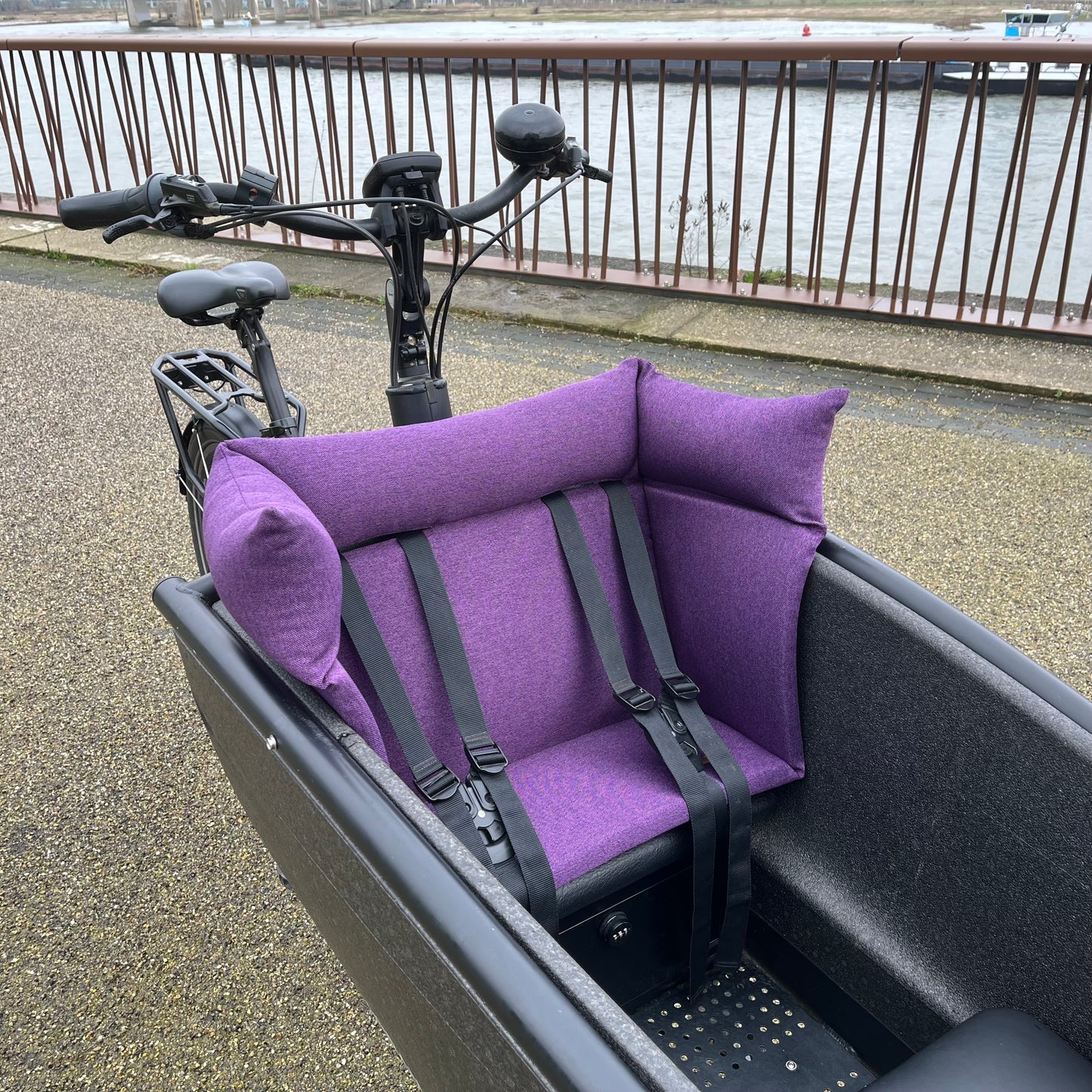 Cargo bike pillow Urban Arrow - Purple 